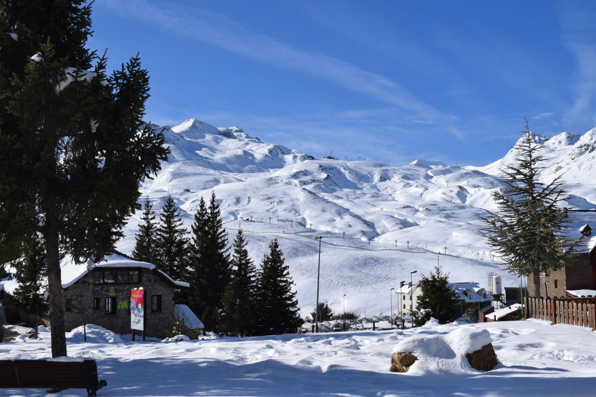 Ventanal De Saras Petfriendly Garaje Trastero Y Chimenea - Arafita Apartamentos Panticosa Eksteriør bilde
