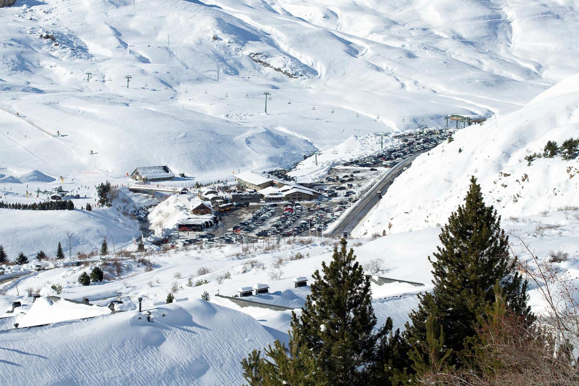 Ventanal De Saras Petfriendly Garaje Trastero Y Chimenea - Arafita Apartamentos Panticosa Eksteriør bilde