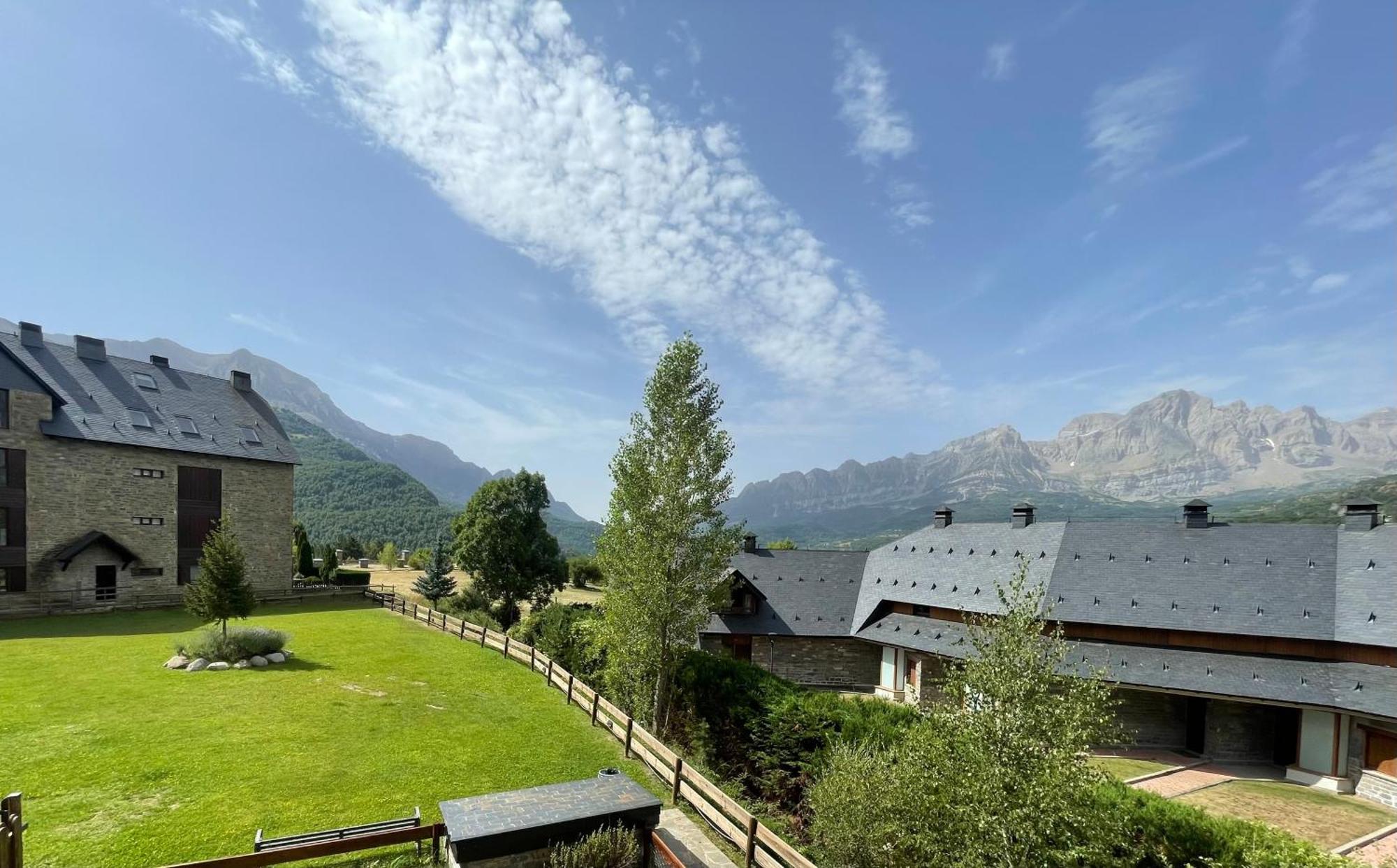 Ventanal De Saras Petfriendly Garaje Trastero Y Chimenea - Arafita Apartamentos Panticosa Eksteriør bilde