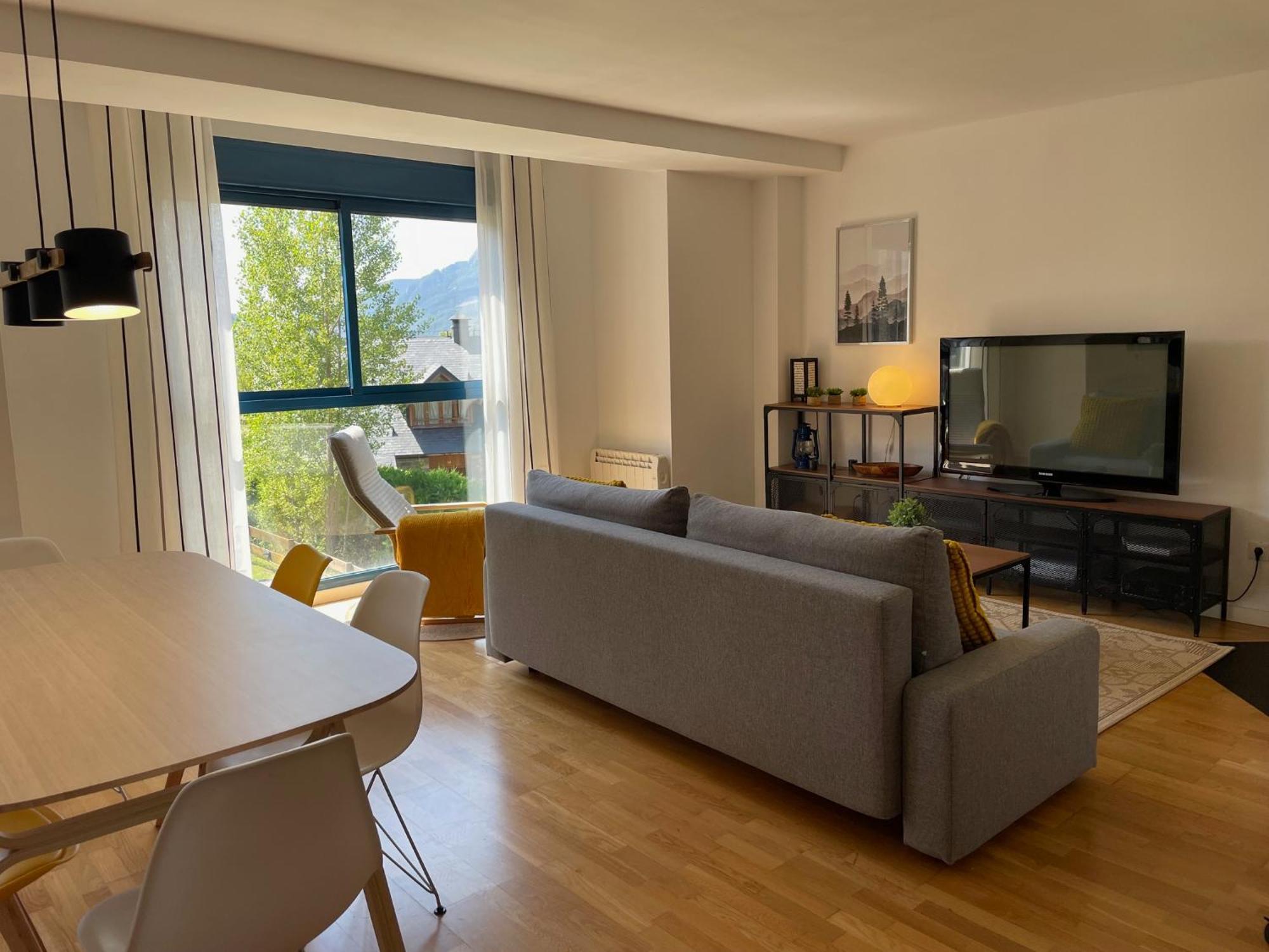 Ventanal De Saras Petfriendly Garaje Trastero Y Chimenea - Arafita Apartamentos Panticosa Eksteriør bilde